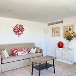 Mit Garten- Grill Und Terrasse By Interhome 波连斯萨