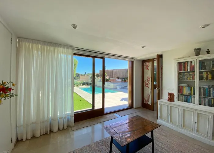 Mit Garten- Grill Und Terrasse By Interhome Pollença