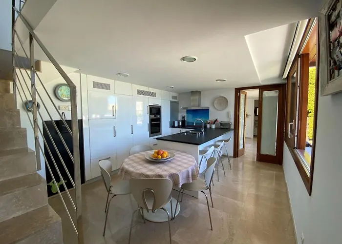 Mit Garten- Grill Und Terrasse By Interhome Holiday home Pollenca